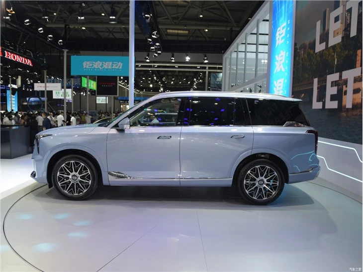 New 2023 GAC Trumpchi GS8 Hybrid Walkaround 2.0 T GT (4WD)