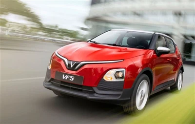 ベトナムの電気自動車メーカーVinFast、6台の000台をリコール
