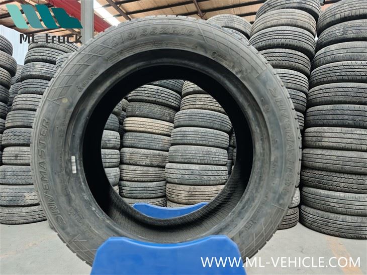 中古タイヤ215/55R16